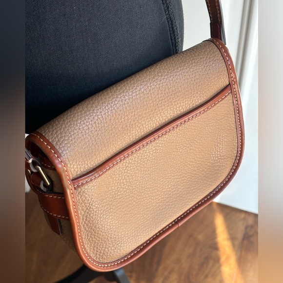 Dooney & Bourke Pebble Grain Hallie Crossbody - Picture 5 of 12